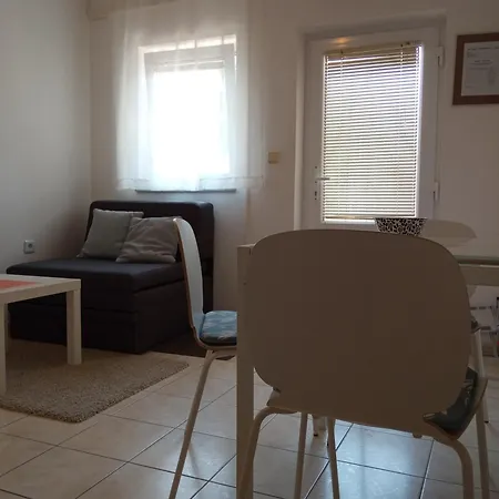 Ivana Apartment *